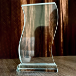 Trophée en verre curve