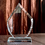 Trophée en verre feuille
